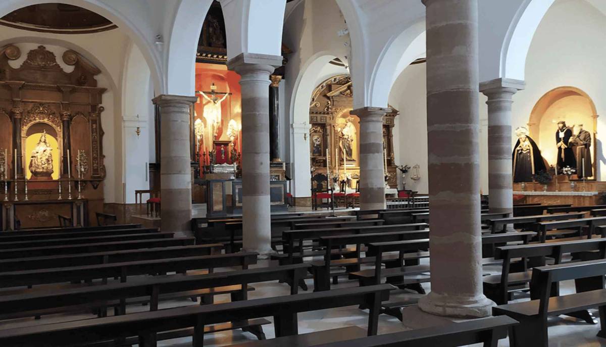 Los ladrones acudían a misa para preparar el golpe: así fue el robo de las joyas de la Virgen de la O de Ubrique