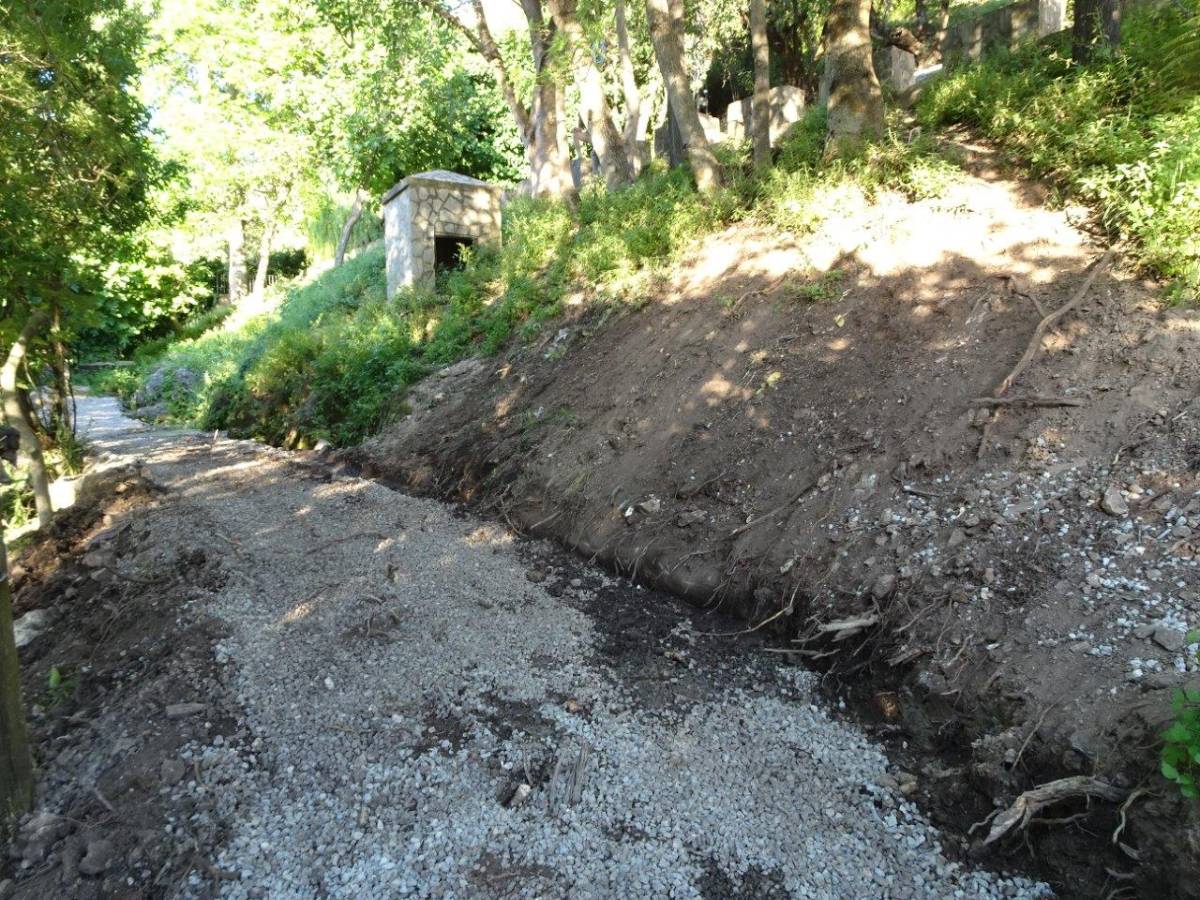 El Ayuntamiento de Grazalema desmiente a Ecologistas: las obras en Benamahoma no afectan al manantial de El Nacimiento