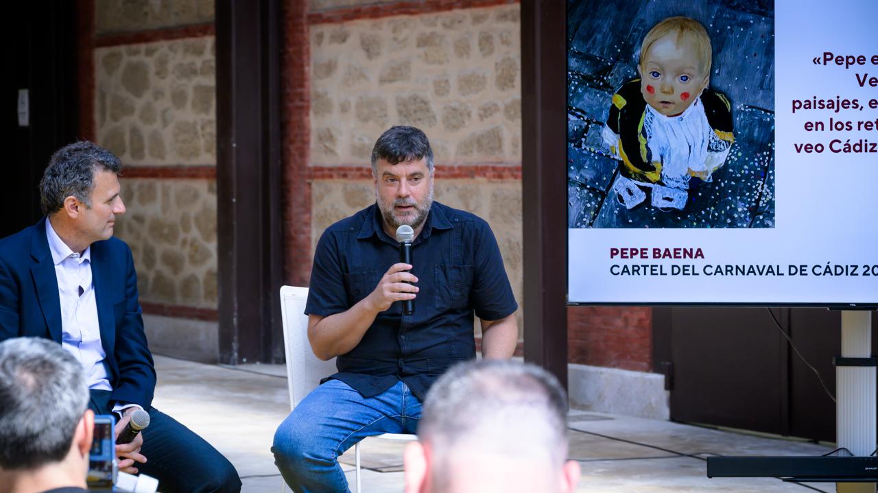 Baena, hablando tras darse a conocer su elección como autor del cartel - Baena, hablando tras darse a conocer su elección como autor del cartel