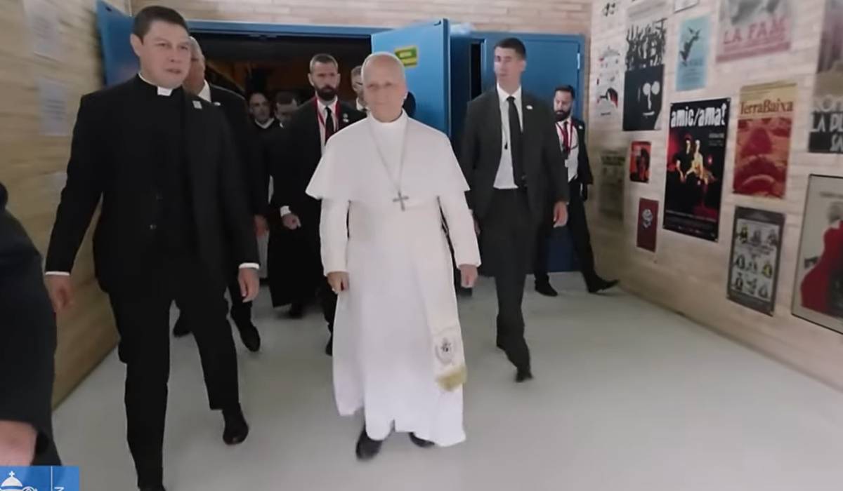 El Papa León XIV emociona en Brians 1 antes de llegar a Montserrat