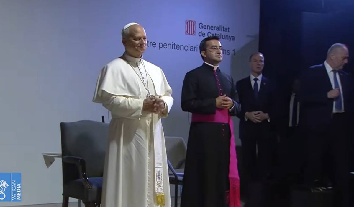 El Papa León XIV emociona en Brians 1 antes de llegar a Montserrat