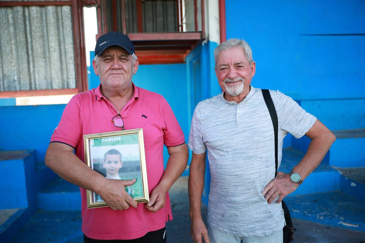 Los Palacios Manuel Batalla y Antonio Salmerón escuela de futbol - JUAN CARLOS TORO Los Palacios Manuel Batalla y Antonio Salmerón escuela de futbol