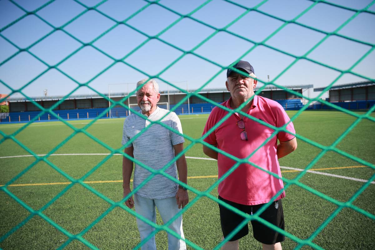 Los Palacios Manuel Batalla y Antonio Salmerón escuela de futbol - JUAN CARLOS TORO Los Palacios Manuel Batalla y Antonio Salmerón escuela de futbol