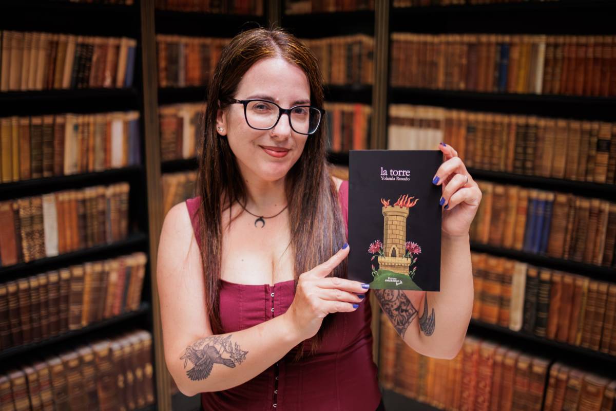 La escritora jerezana Yolanda Rosado presenta 'La Torre': 