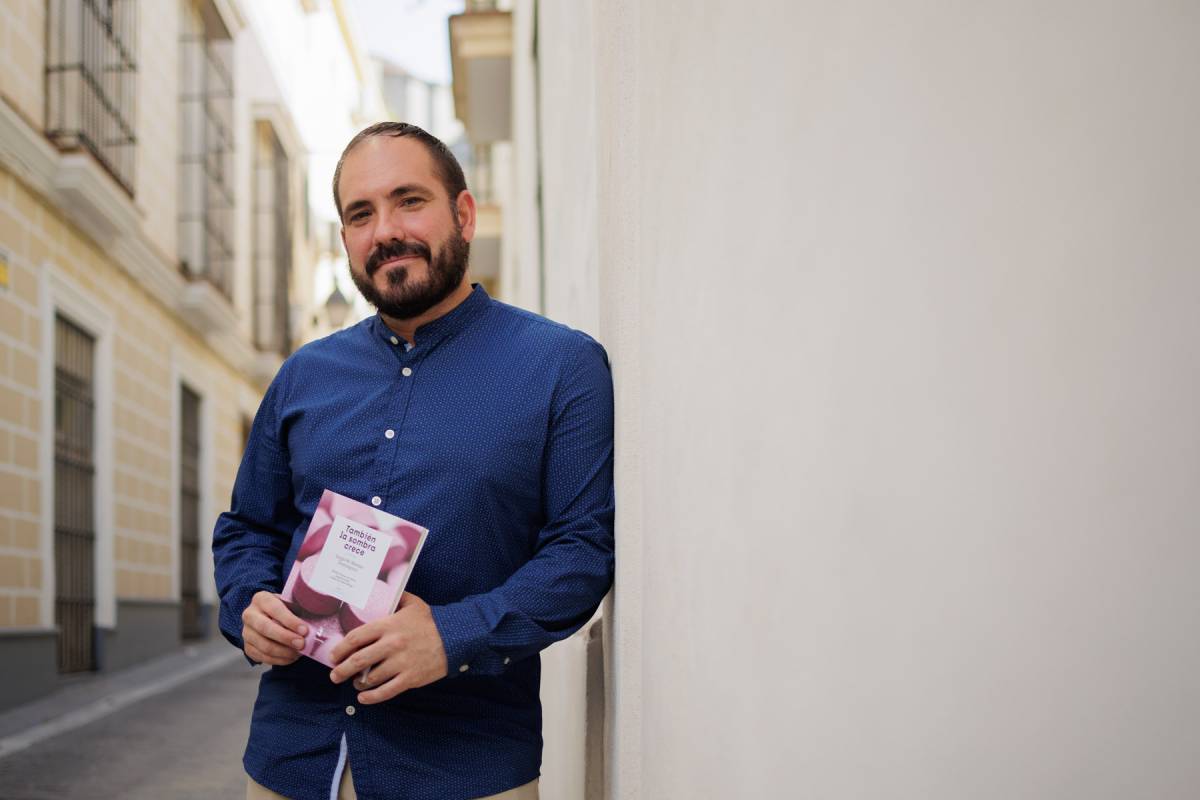 'También la sombra crece', cuando los versos nos curan las heridas del cuerpo
