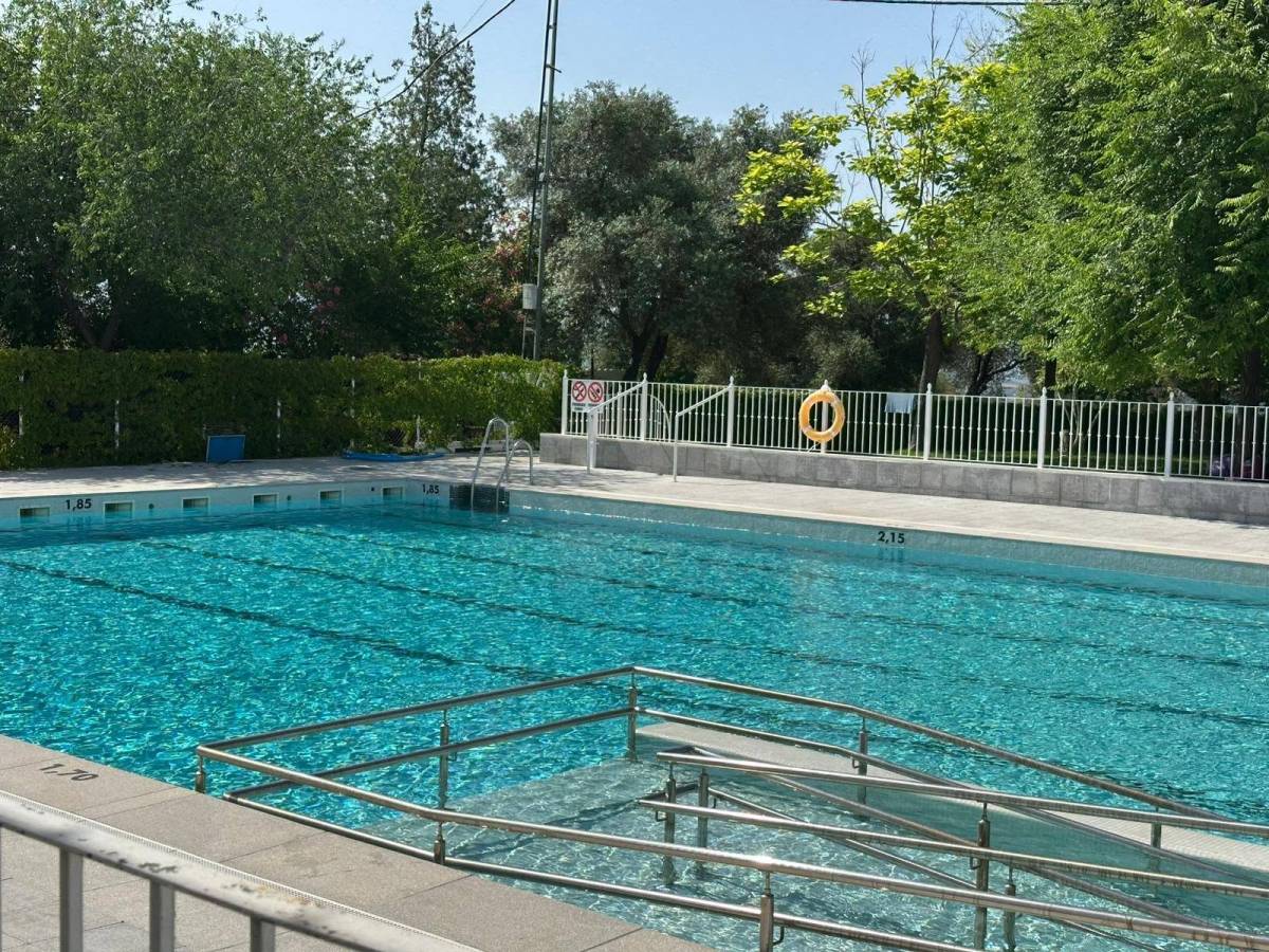 Piscina municipal de Prado del Rey.