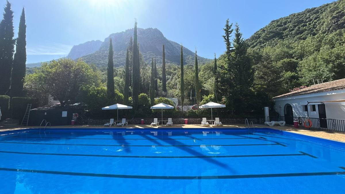Siete piscinas en la Sierra de Cádiz y el Jerez rural para darse un chapuzón y escapar del levante