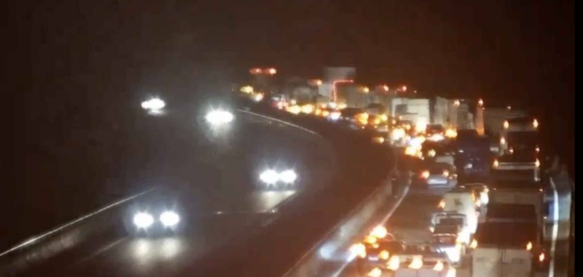 Accidente entre dos camiones en la autovía Jerez-Los Barrios: retenciones kilométricas en sentido Algeciras