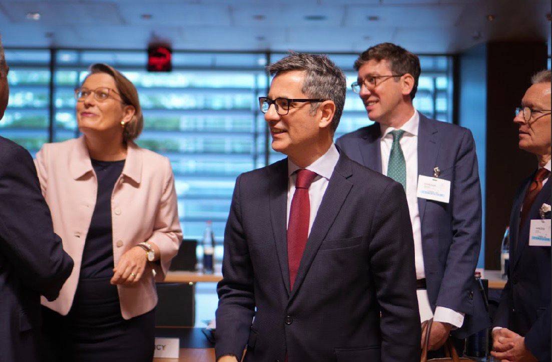 El BOE publica una macroconvocatoria para cubrir 700 plazas de jueces y fiscales, la mayor oferta de la historia