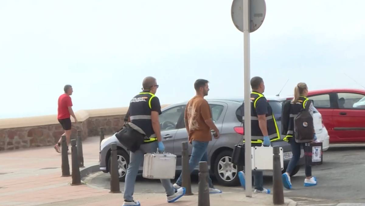 Los padres acusados de matar a su bebé de 12 días: zarandeo, asfixia y golpes 