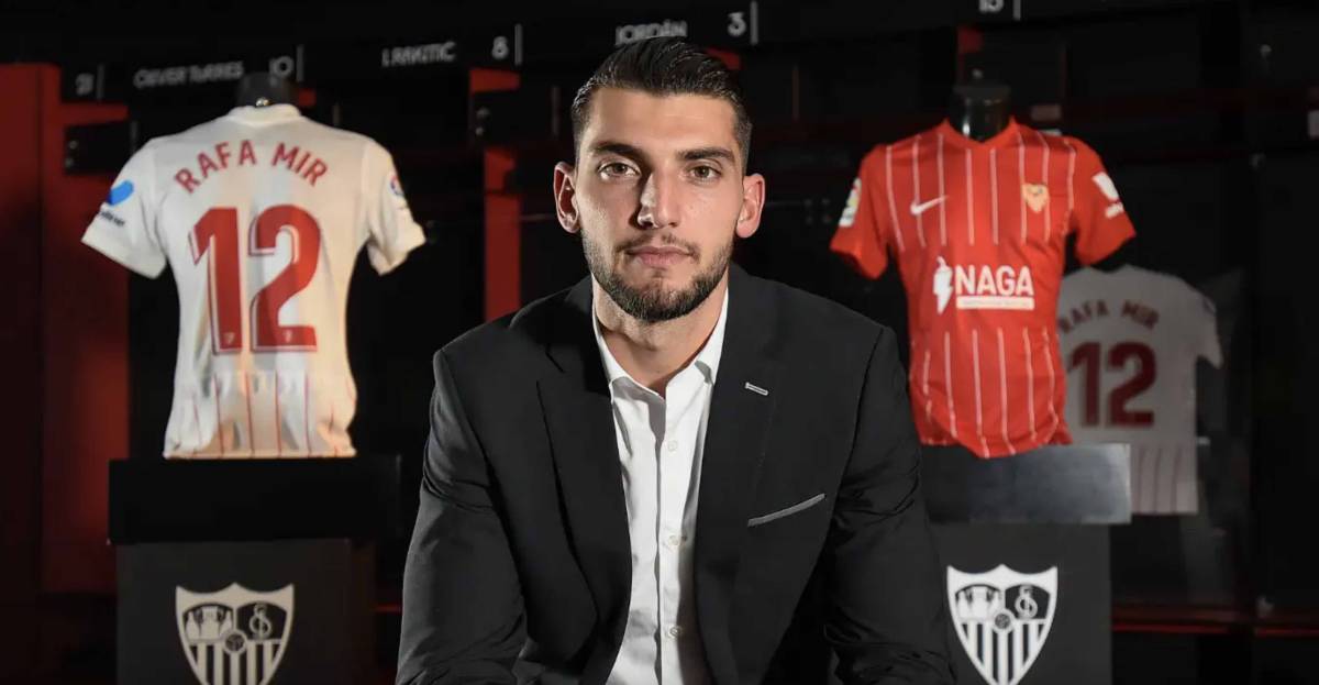 Comunicados de Rafa Mir y del Sevilla FC por la condena a ocho años y medio de cárcel