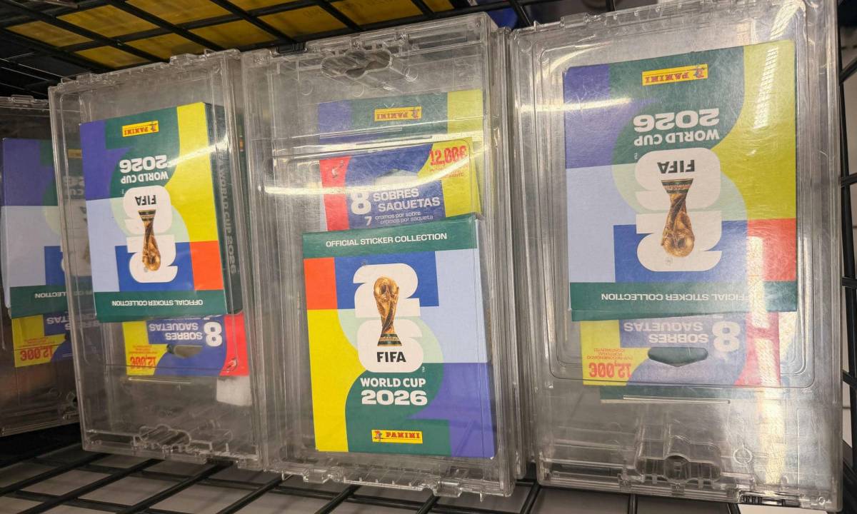 Los cromos del Mundial 2026, de nuevo a la venta en Carrefour, pero en cajas de seguridad