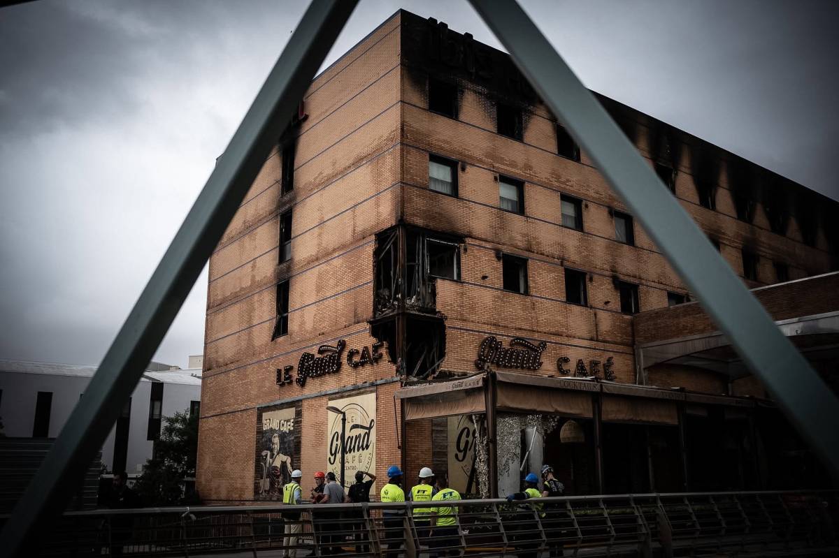 El hotel Ibis de Málaga será demolido tras el incendio: el Ayuntamiento quiere que se convierta en un cuatro o cinco estrellas