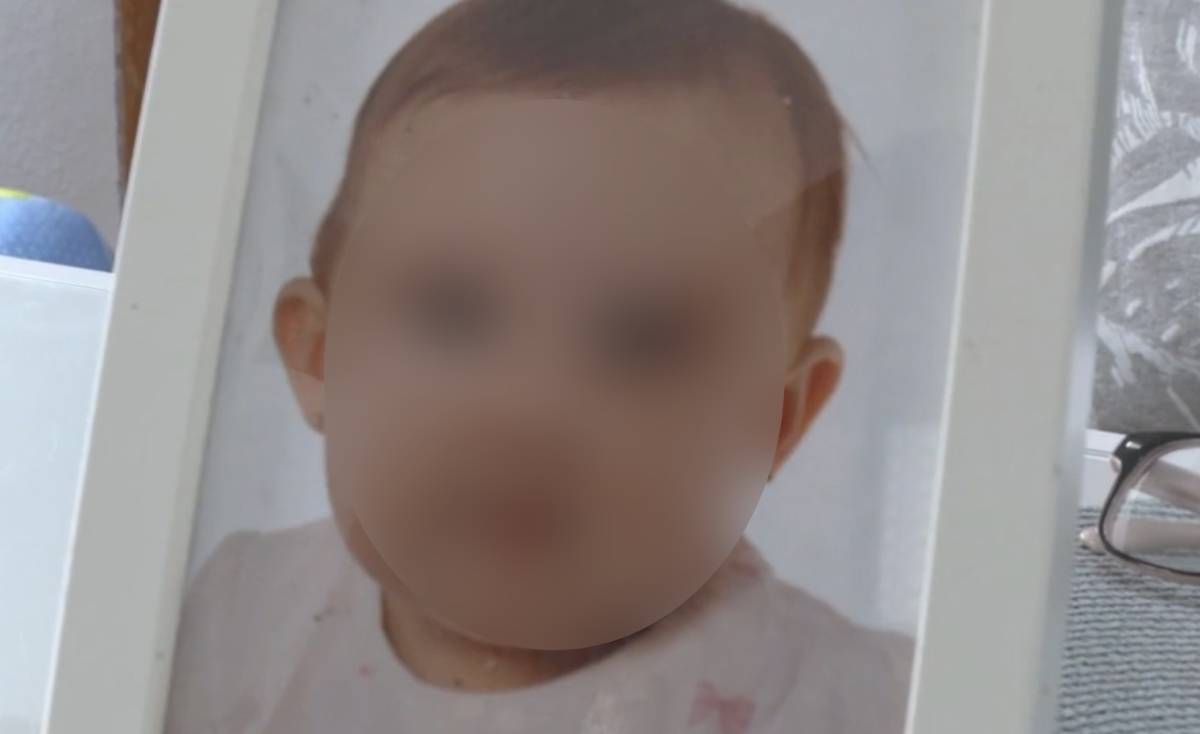 La jueza deja en libertad al investigado por la muerte de la bebé quemada en Bormujos pese a que la acusación pedía prisión