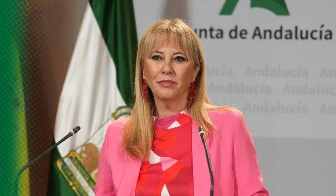 La Junta, atónita ante el lío del PSOE que retrasa el derribo del hotel en El Algarrobico: 