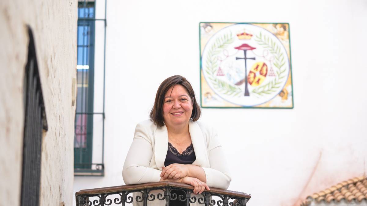 Matilde Silva, la primera mujer en seis siglos al frente de la Hermandad de los Negritos de Sevilla: 