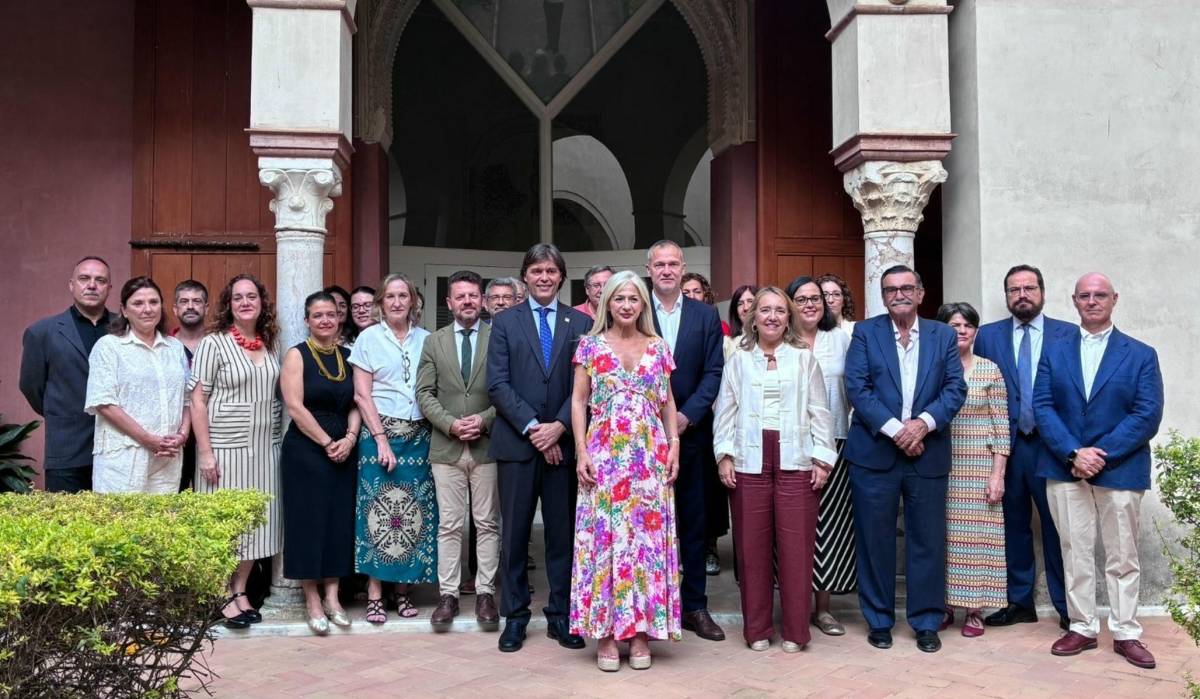 La Junta, con Patricia del Pozo a la cabeza, cierra en Itálica Itálica cierra la misión de evaluación para ser Patrimonio Mundial - La Junta, con Patricia del Pozo a la cabeza, cierra en Itálica Itálica cierra la misión de evaluación para ser Patrimonio Mundial