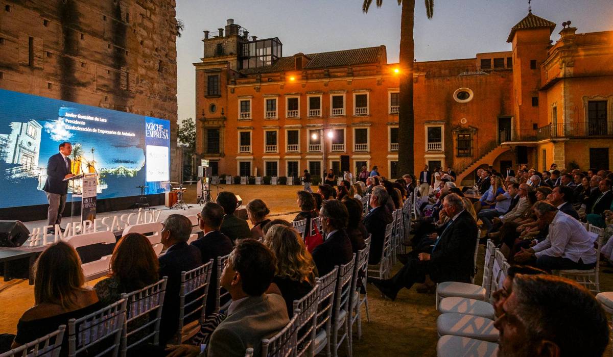 La Confederación de Empresas de la provincia de Cádiz celebra su gran encuentro anual en el Alcázar de Jerez - La Confederación de Empresas de la provincia de Cádiz celebra su gran encuentro anual en el Alcázar de Jerez