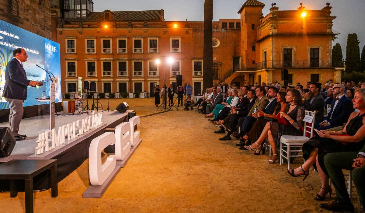 La Confederación de Empresas de la provincia de Cádiz celebra su gran encuentro anual en el Alcázar de Jerez - La Confederación de Empresas de la provincia de Cádiz celebra su gran encuentro anual en el Alcázar de Jerez