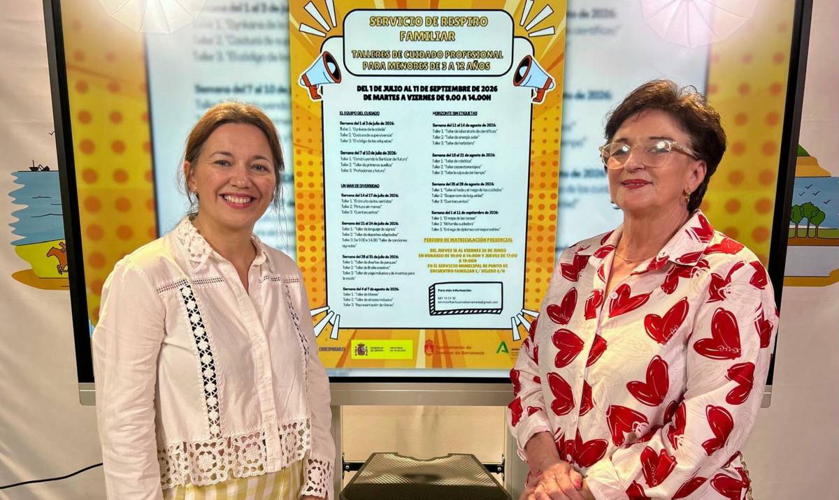 Elena Ramírez, delegada de Igualdad de Sanlúcar, junto a - Elena Ramírez, delegada de Igualdad de Sanlúcar, junto a