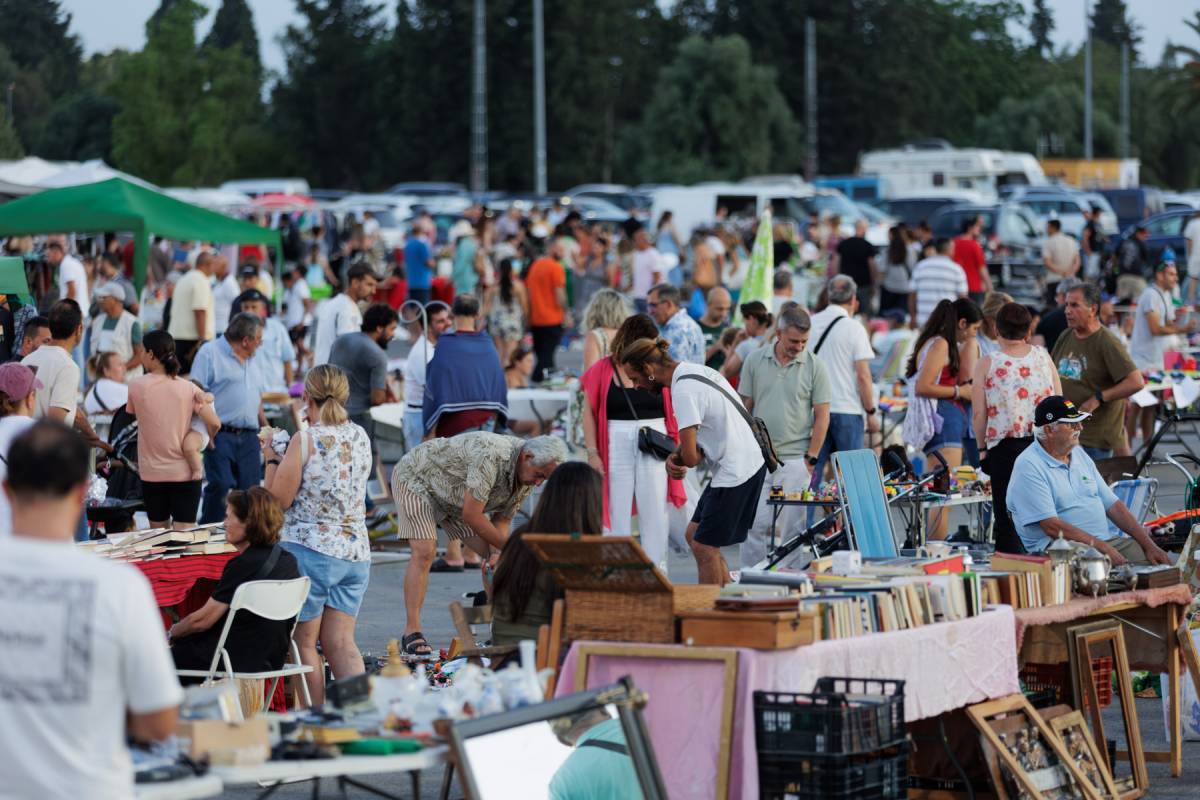 ¿Y si se abandona el domingo en Jerez y pasa a ser 'El Rastrillo de los sábados'? Otro lleno en la nueva fecha