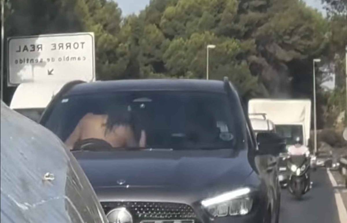 Un vídeo en la A-7 de Marbella deja atónitos a las redes: esta es la peligrosa y surrealista escena