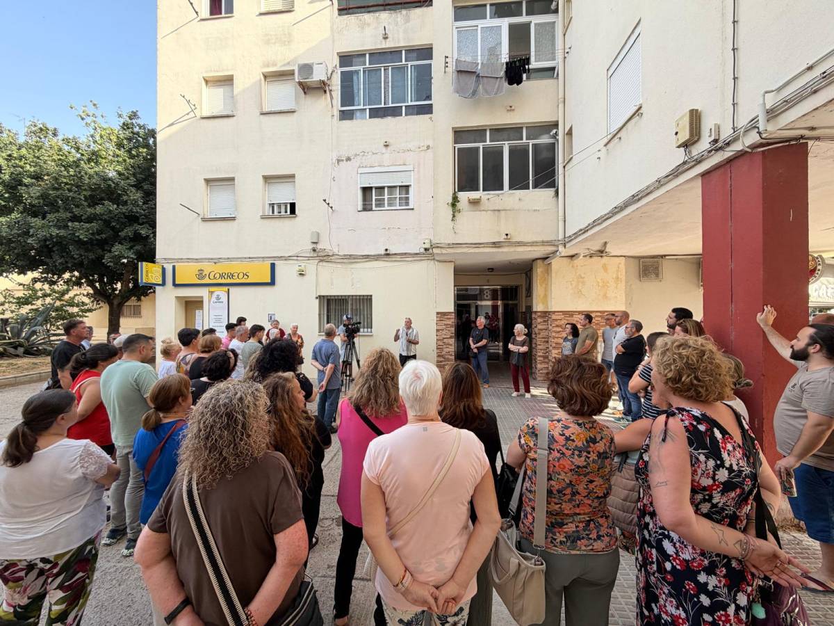 Los vecinos de Río San Pedro, en pie de guerra para no perder su código postal: 