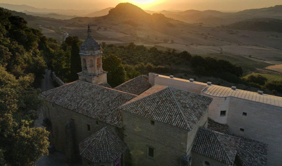 De convento del siglo XVI a hotel boutique de cuatro estrellas en Alcalá del Valle: Tugasa suma viajeros y patrimonio