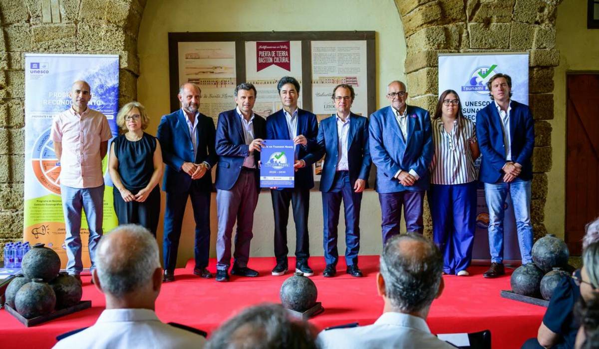 Cádiz recibe el sello 'Tsunami Ready' de la UNESCO por su preparación ante maremotos - Cádiz recibe el sello 'Tsunami Ready' de la UNESCO por su preparación ante maremotos