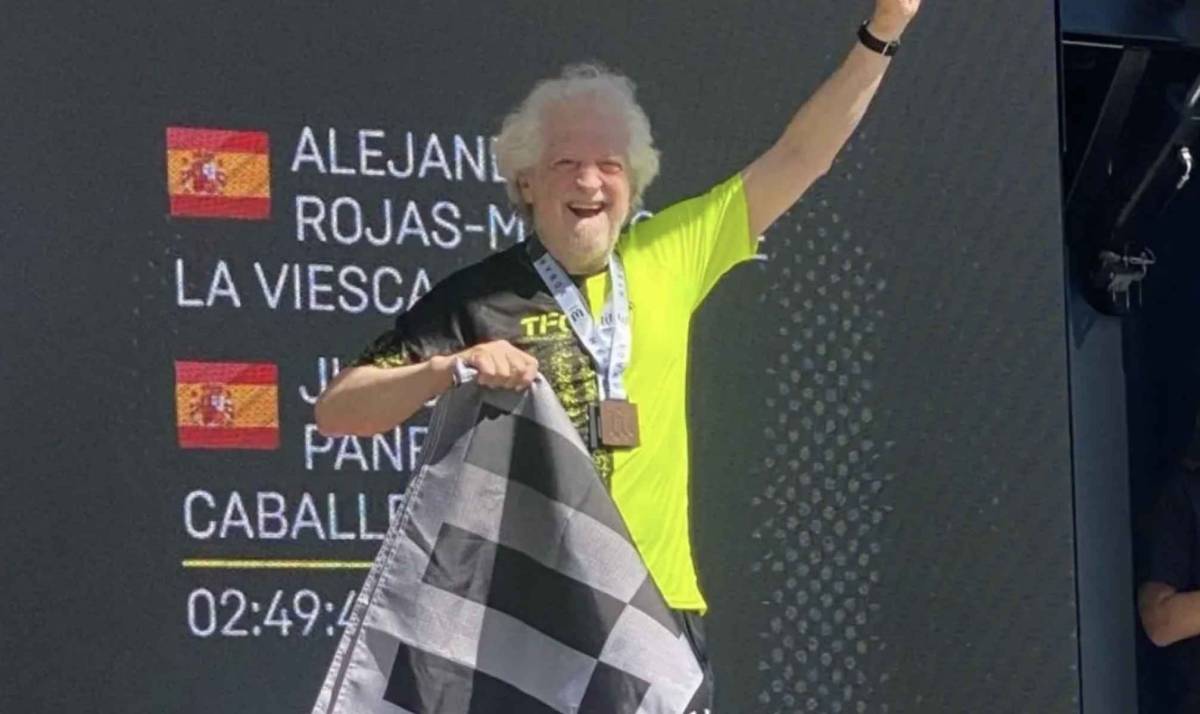 El 'chaval' de 85 años que desafía al tiempo: el exalcalde de Sevilla, Alejandro Rojas-Marcos, medalla mundial de Hyrox