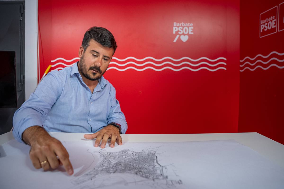 Javier Rodríguez, líder del PSOE en Barbate: 