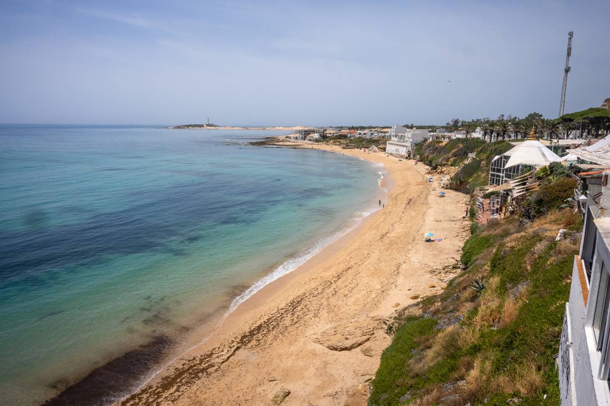 Vista de la playa de Los Caños de Meca, en una imagen reciente. - JOSÉ MARÍA REYNA