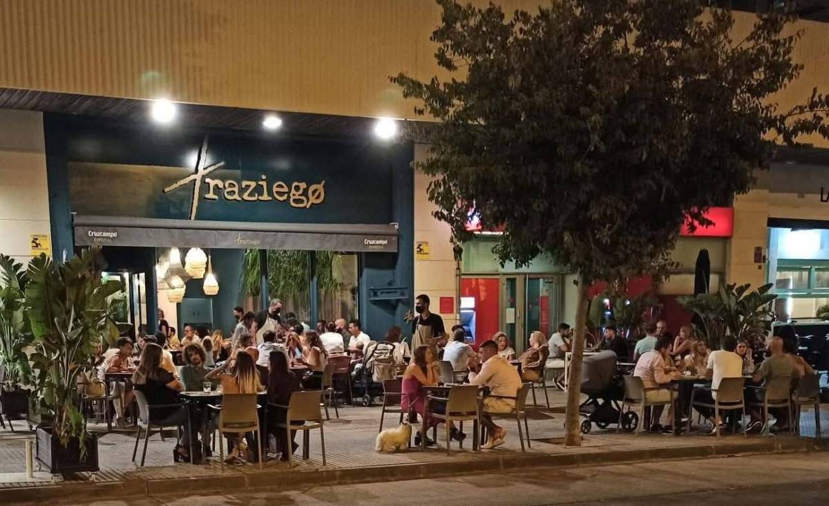 El restaurante que cierra en Jerez tras recibir una oferta irrechazable: adiós a un clásico de la zona de Hipercor