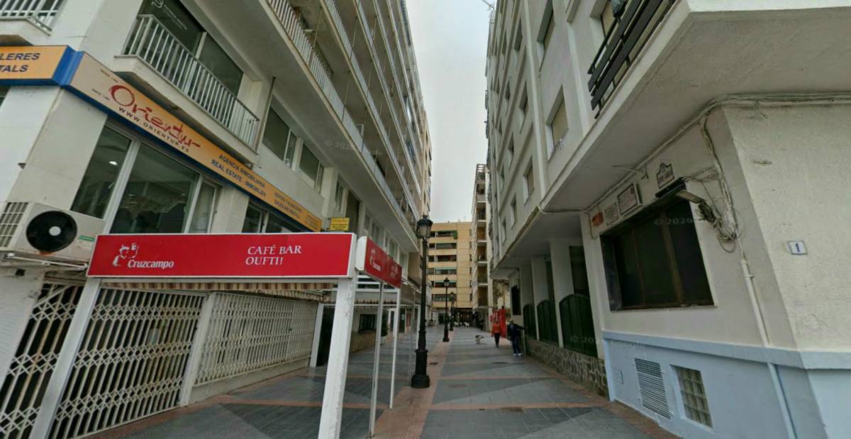 Investigación abierta en Granada para esclarecer la muerte de un joven tras caer desde una azotea 