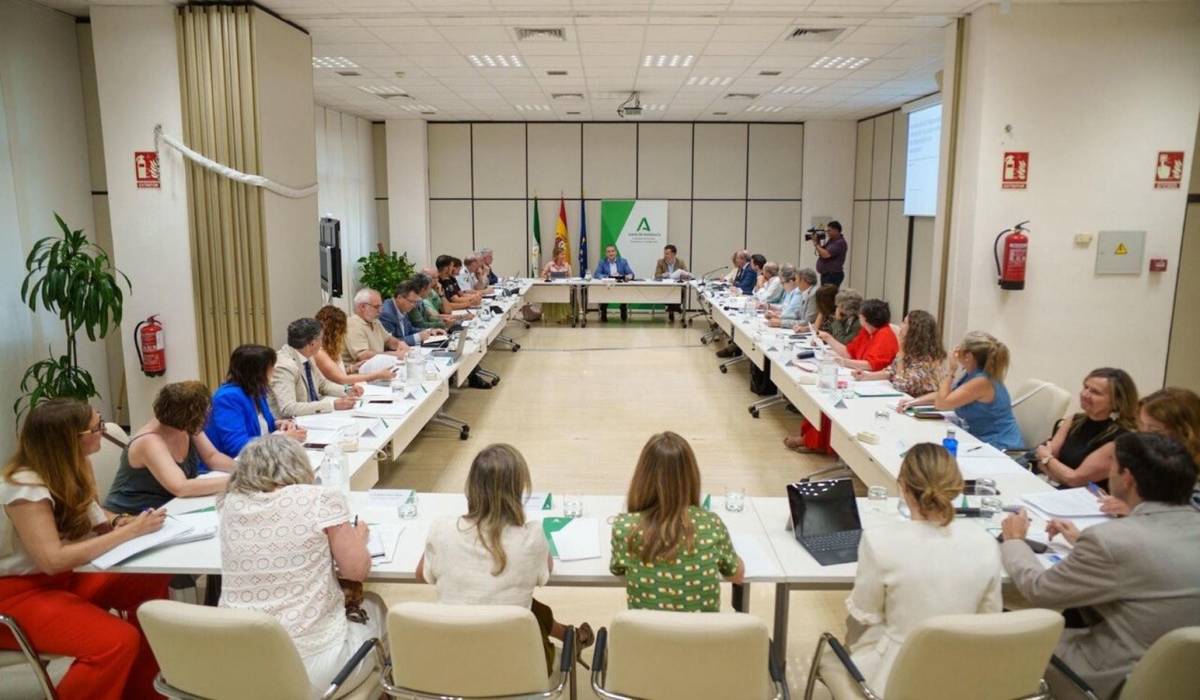 Una ley para proteger a los sanitarios de Andalucía: la Junta endurecerá la respuesta tras casi 2.500 agresiones en 2025