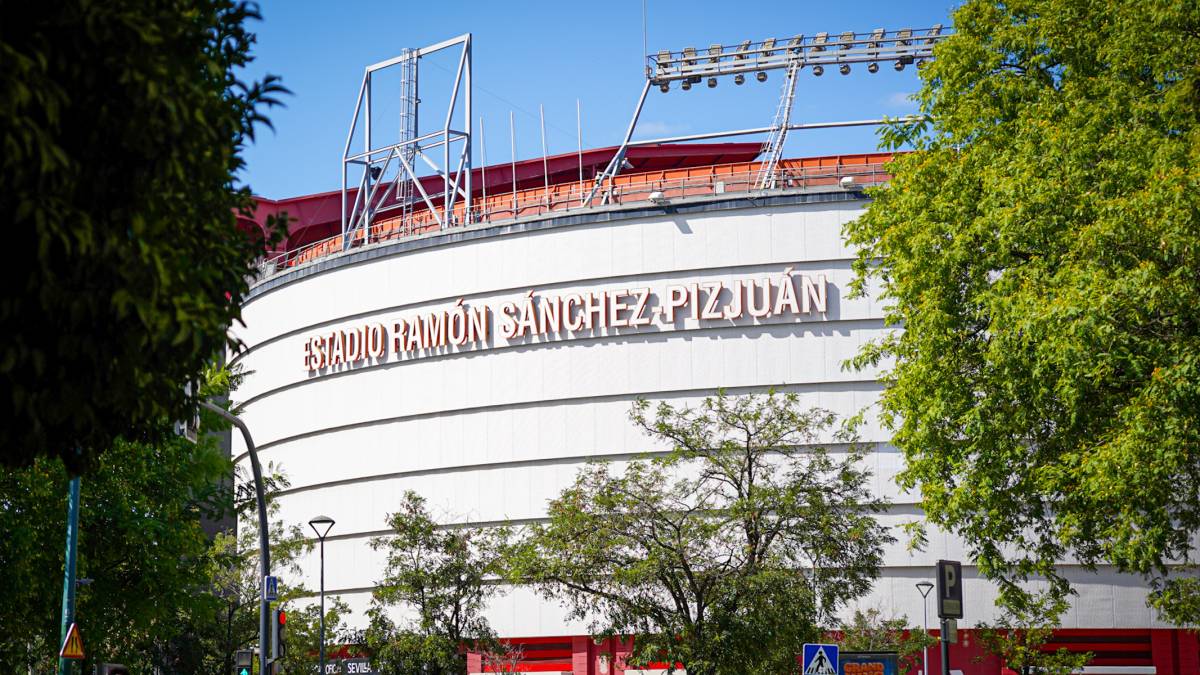 estadio ramon sanchez pizjuan sevilla fc - FERNANDO VÁZQUEZ estadio ramon sanchez pizjuan sevilla fc