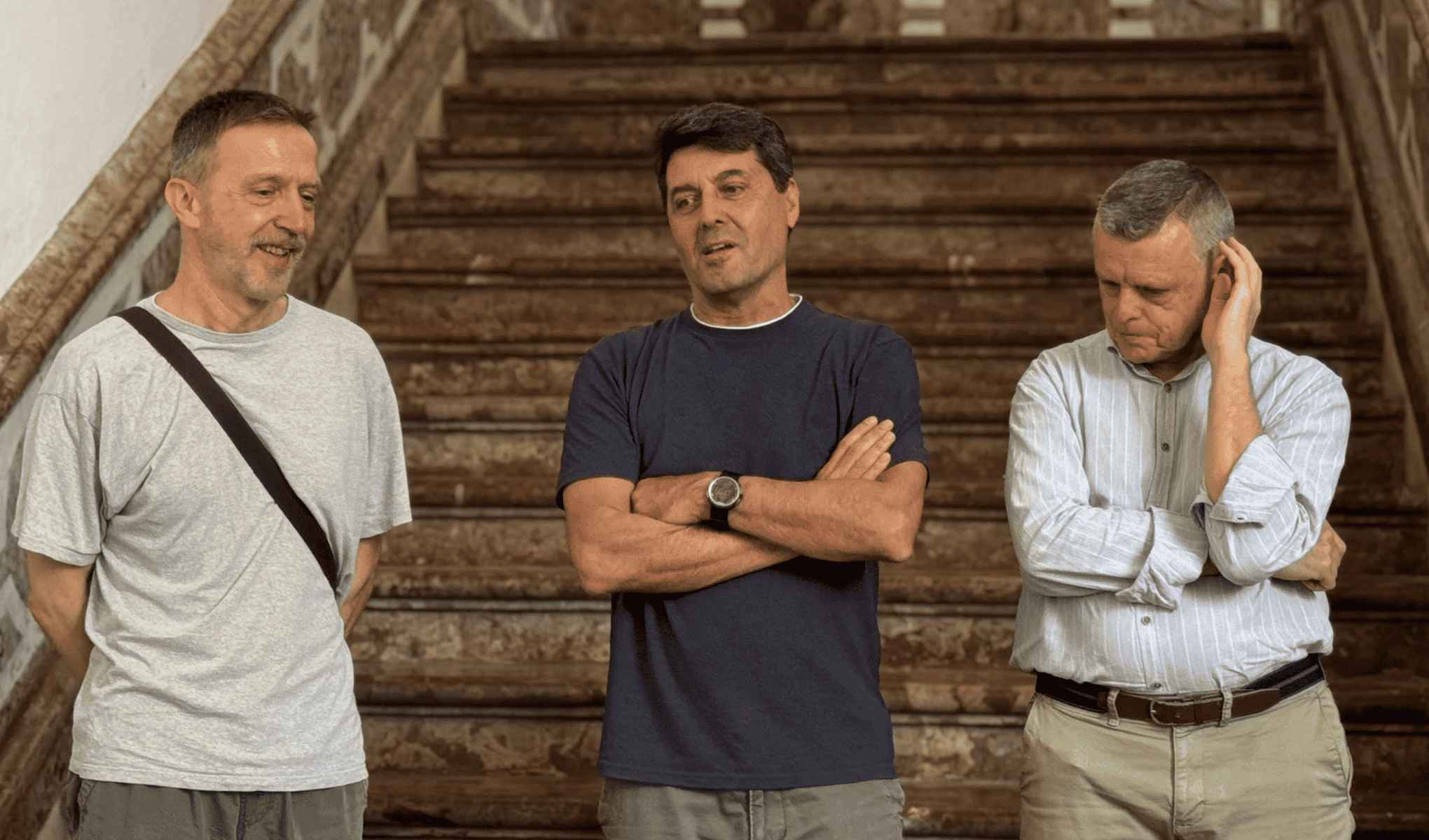 Los tres docentes del IES Santa Isabel de Hungría homenajeados por su jubilación.