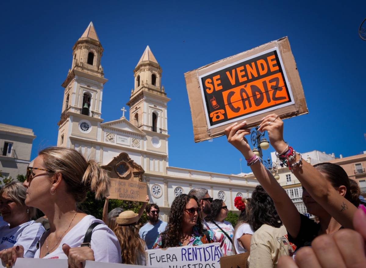 Manifestación de viviendas de alquiler en Cádiz 