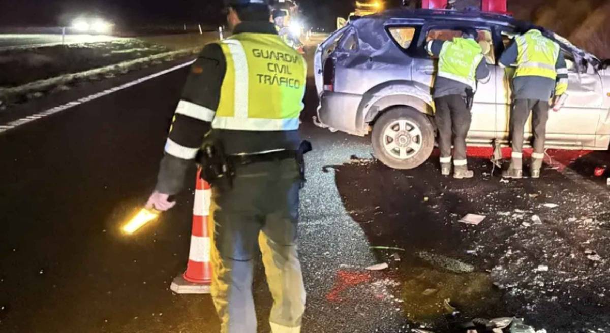 Tres muertos tras caer un vehículo por un barranco en la autovía A-7 en Málaga