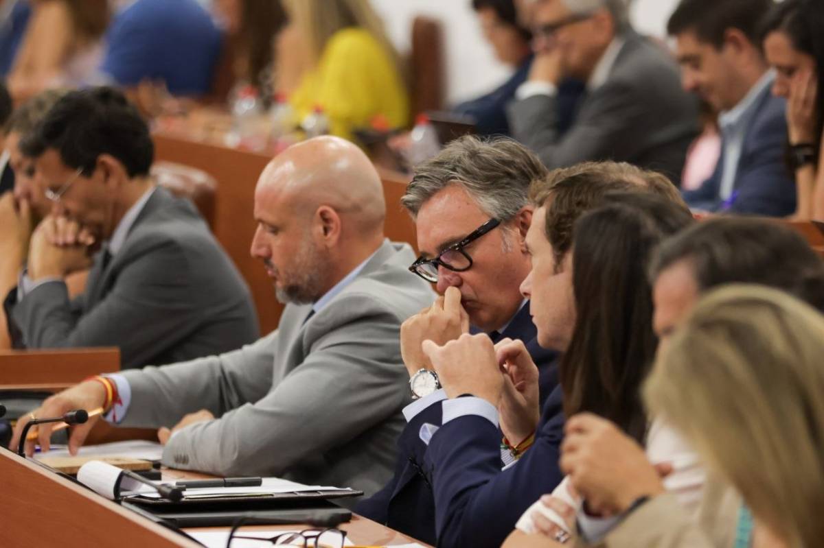pleno investidura Juanma Moreno Parlamento andaluz 2026