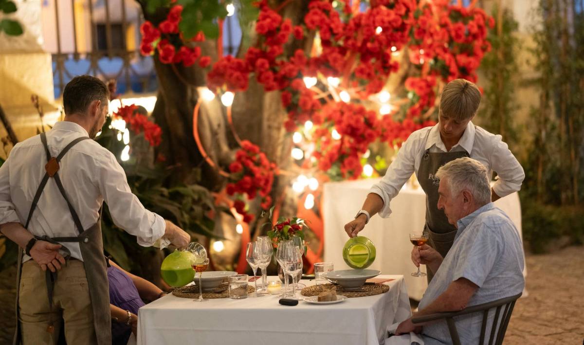 Casa Fundador abre sus patios al verano en Jerez con visitas nocturnas, cenas maridaje y música en directo - Casa Fundador abre sus patios al verano en Jerez con visitas nocturnas, cenas maridaje y música en directo