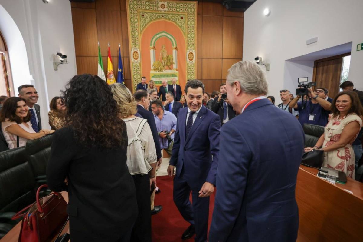 El presidente Juanma Moreno, durante la primera sesión de investidura. - Manu García