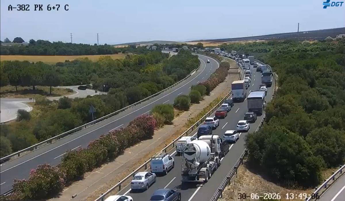 Atasco en la autovía Jerez Arcos con dos kilómetros de retención