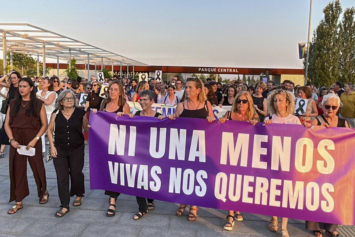 Mairena del Aljarafe sale a la calle en protesta por el 