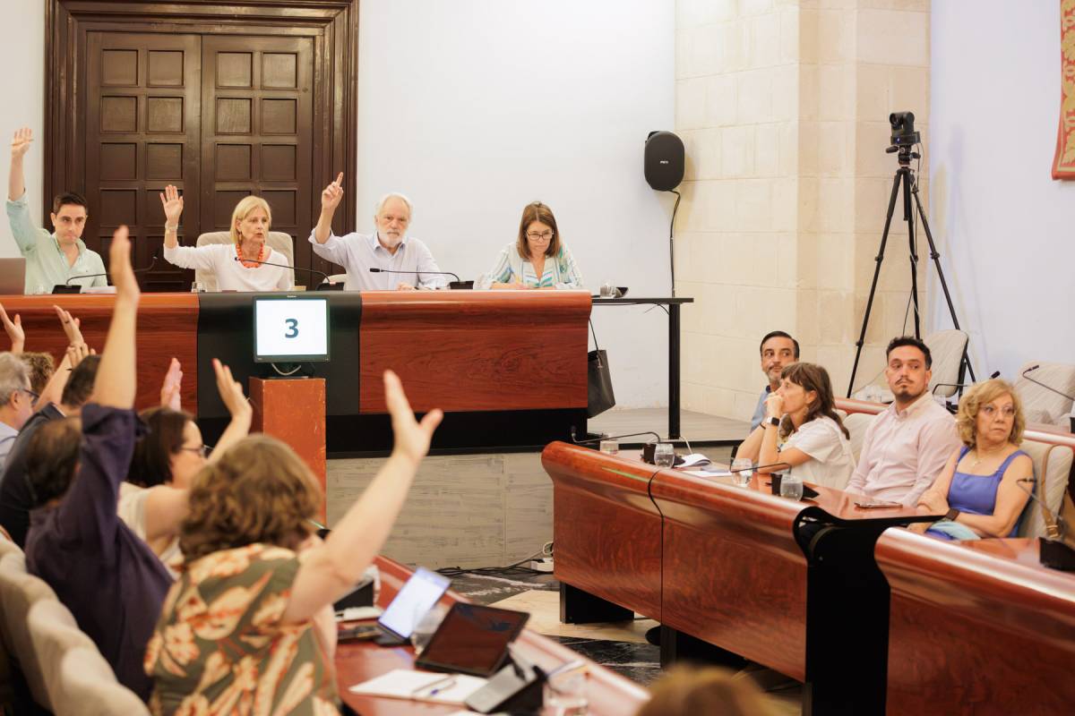 El gobierno de Jerez convoca el Debate sobre el Estado de la Ciudad, "con antelación suficiente, no una hora antes como con el PSOE"