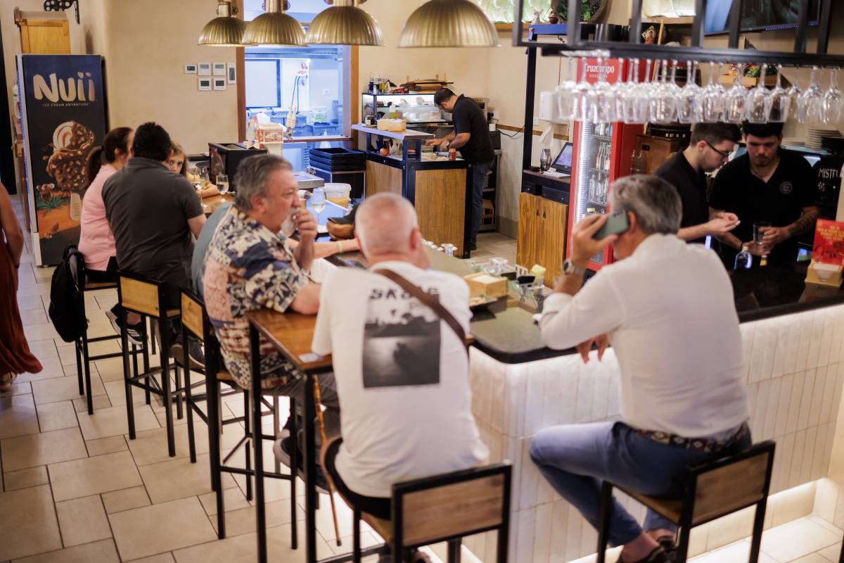 TABERNA PICO REJA LOS PALACIOS - MANU GARCÍA TABERNA PICO REJA LOS PALACIOS