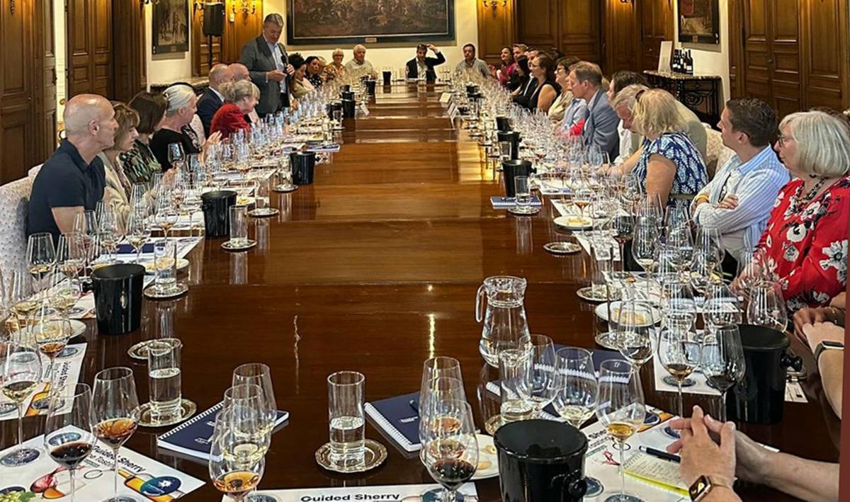 Los vinos de Jerez, Sanlúcar, Málaga, Huelva y Montilla-Moriles conquistan Londres. - Los vinos de Jerez, Sanlúcar, Málaga, Huelva y Montilla-Moriles conquistan Londres.