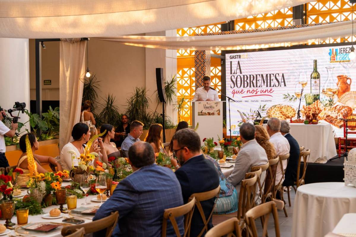 Comensales que han asistido al evento. - Comensales que han asistido al evento.