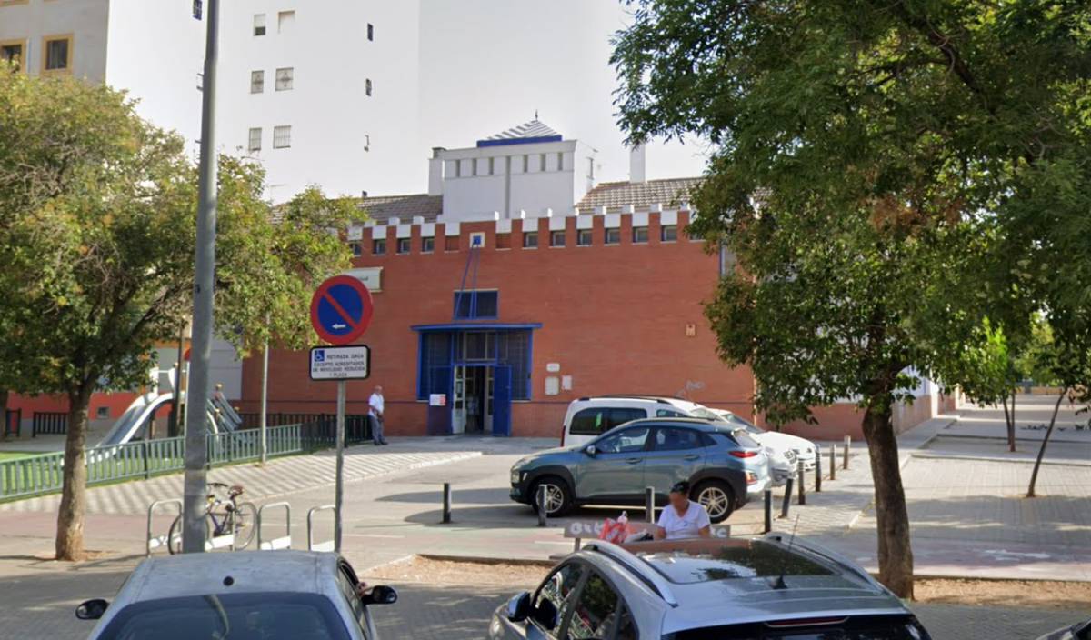 Altercado en un ambulatorio de Sevilla: un hombre se autolesiona tras exigir con 