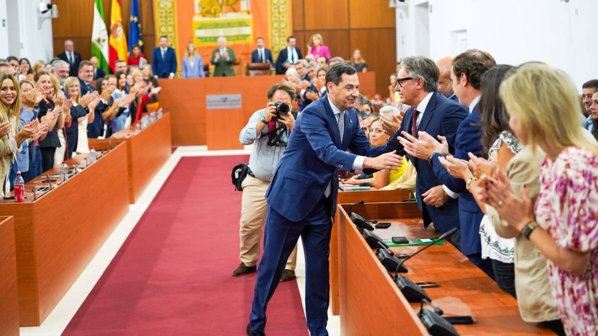 Juanma Moreno, elegido presidente de la Junta por tercera vez